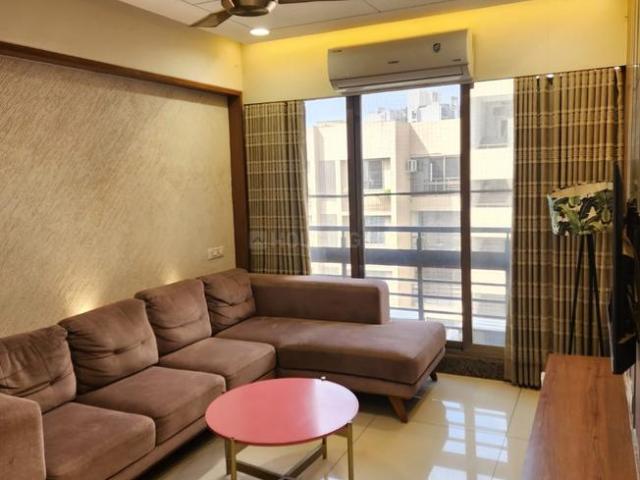 2 BHK Apartment in Paldi for rent Ahmedabad. The reference number is 19827114