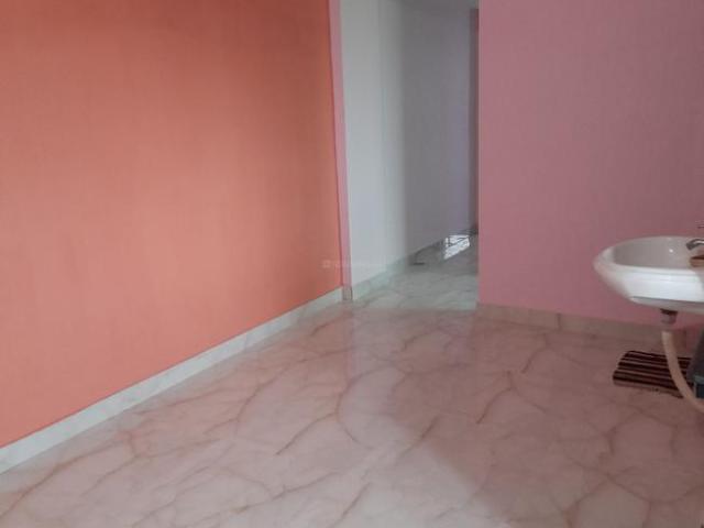 2 BHK Apartment in Pancha Sayar for rent Kolkata. The reference number is 7060150