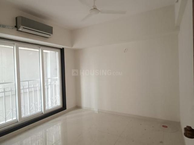2 BHK Apartment in Parel for rent Mumbai. The reference number is 19367266