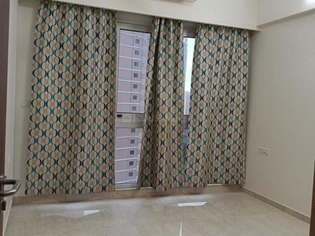 2 BHK Apartment in Parel for rent Mumbai. The reference number is 19869595
