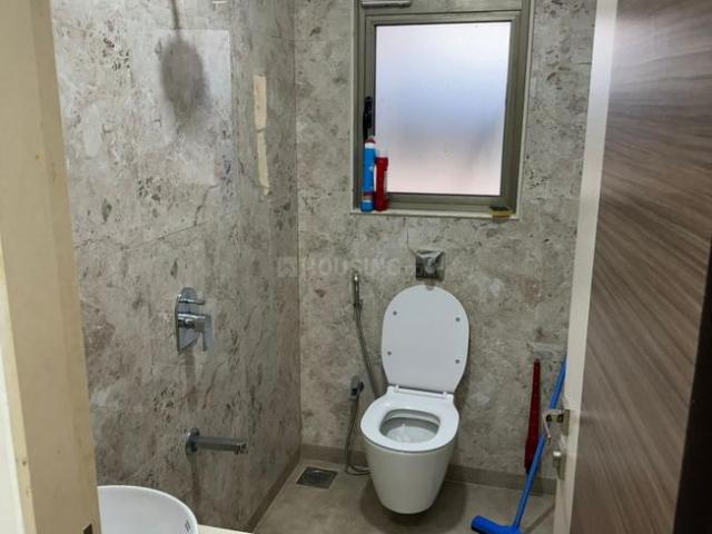 2 BHK Apartment in Parel for resale Mumbai. The reference number is 15738324