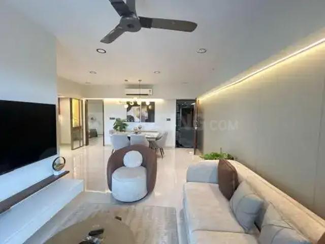 2 BHK Apartment in Parel for resale Mumbai. The reference number is 19888268