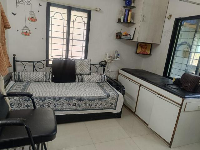 2 BHK Apartment in Parijat Nagar for rent Nashik. The reference number is 19514603