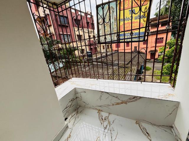 2 BHK Apartment in Parnasree Pally for resale Kolkata. The reference number is 20108740
