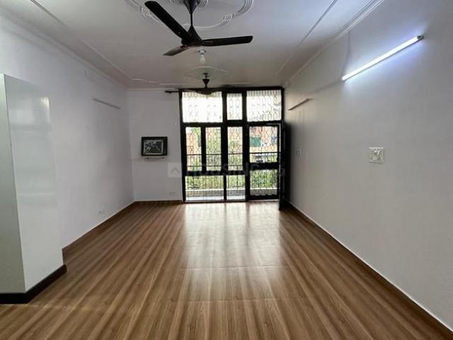 2 BHK Apartment in Paschim Vihar for rent New Delhi. The reference number is 16804968