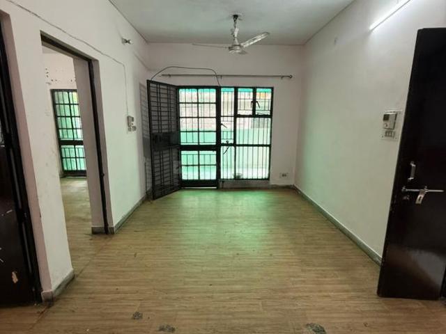 2 BHK Apartment in Paschim Vihar for rent New Delhi. The reference number is 17836911