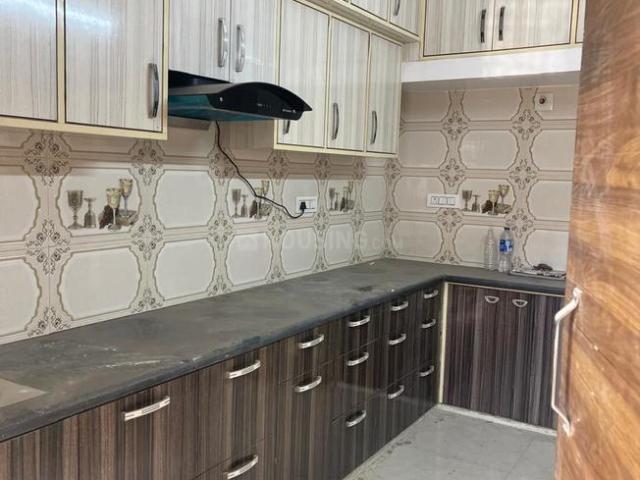 2 BHK Apartment in Paschim Vihar for rent New Delhi. The reference number is 17271815