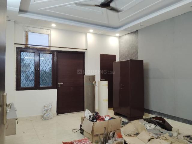 2 BHK Apartment in Paschim Vihar for rent New Delhi. The reference number is 18692694