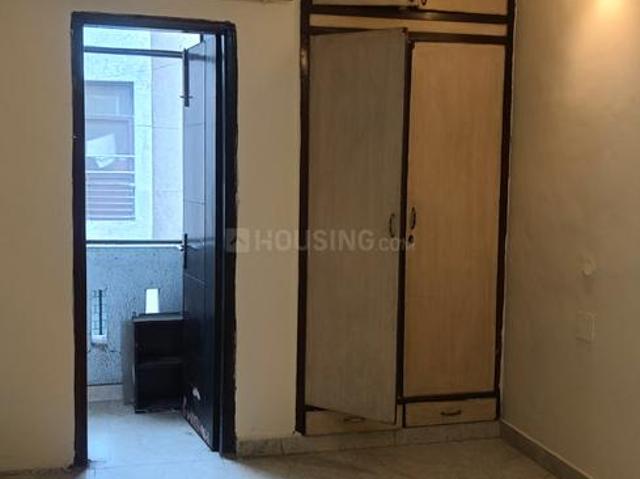 2 BHK Apartment in Paschim Vihar for rent New Delhi. The reference number is 19802496