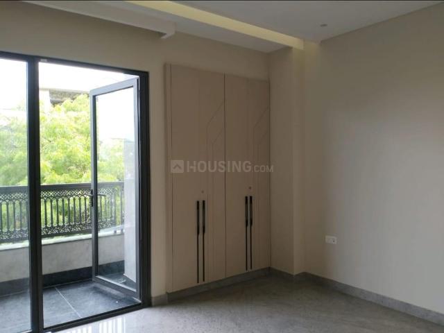 2 BHK Apartment in Paschim Vihar for rent New Delhi. The reference number is 19946815