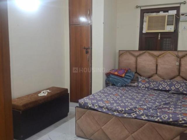2 BHK Apartment in Paschim Vihar for rent New Delhi. The reference number is 19990395