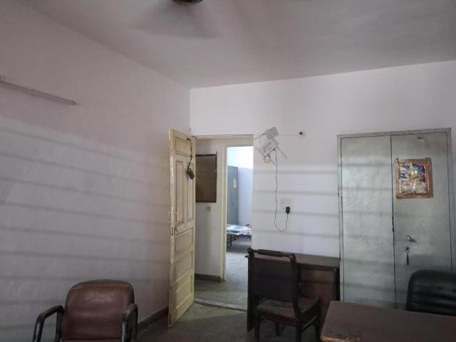 2 BHK Apartment in Paschim Vihar for rent New Delhi. The reference number is 20838840