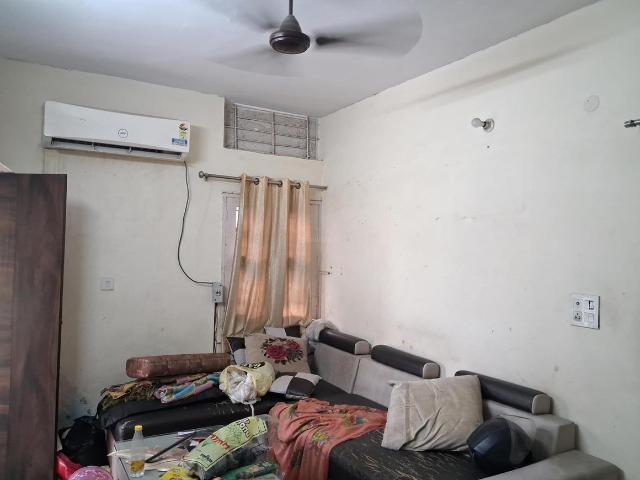2 BHK Apartment in Paschim Vihar for rent New Delhi. The reference number is 20856660