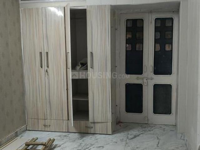 2 BHK Apartment in Paschim Vihar for rent New Delhi. The reference number is 20880537
