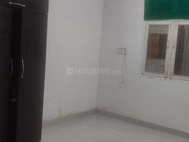 2 BHK Apartment in Paschim Vihar for rent New Delhi. The reference number is 20312364