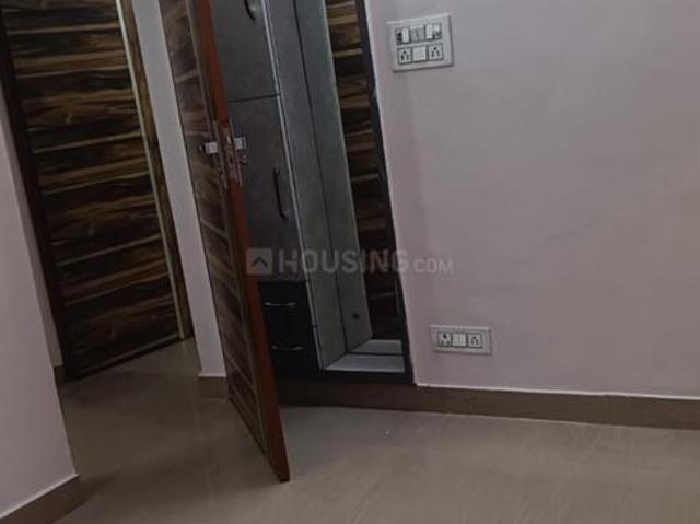 2 BHK Apartment in Paschim Vihar for rent New Delhi. The reference number is 20354737