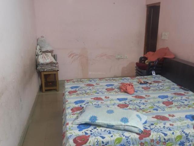 2 BHK Apartment in Paschim Vihar for resale New Delhi. The reference number is 11062928