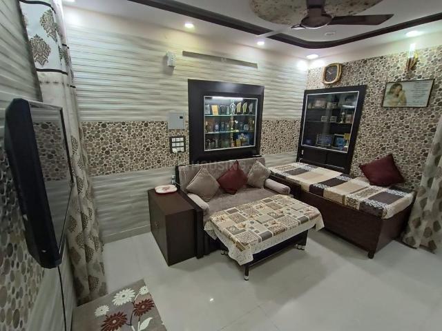 2 BHK Apartment in Paschim Vihar for resale New Delhi. The reference number is 15951886