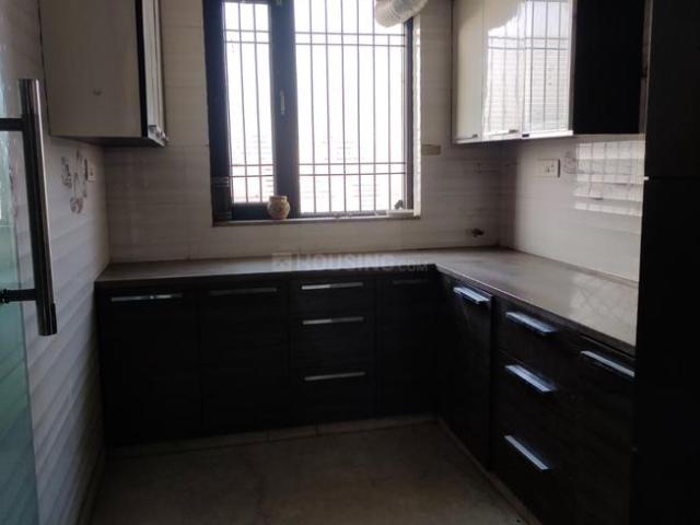 2 BHK Apartment in Paschim Vihar for resale New Delhi. The reference number is 16939154