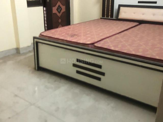 2 BHK Apartment in Paschim Vihar for resale New Delhi. The reference number is 20160801