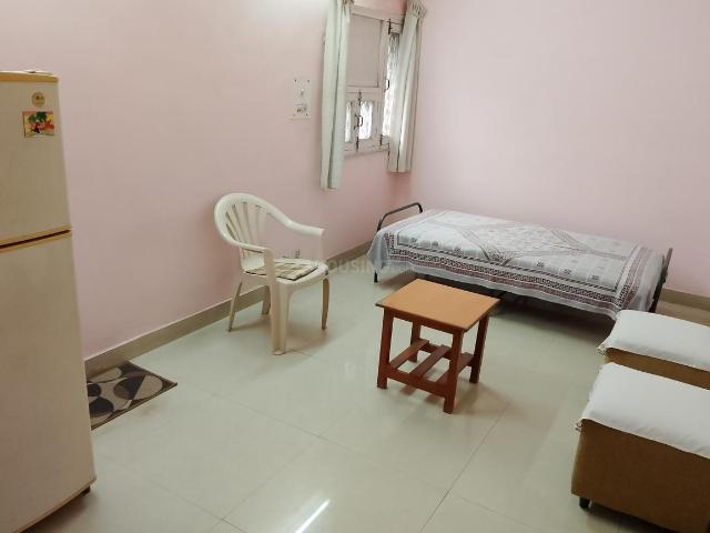 2 BHK Apartment in Paschim Vihar for resale New Delhi. The reference number is 20943864