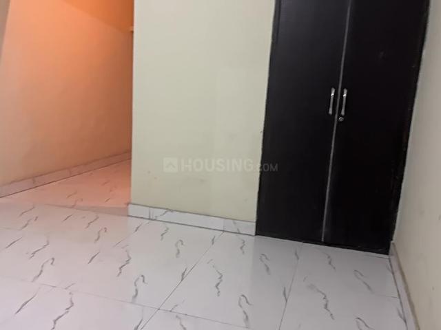 2 BHK Apartment in Paschim Vihar for resale New Delhi. The reference number is 16891069
