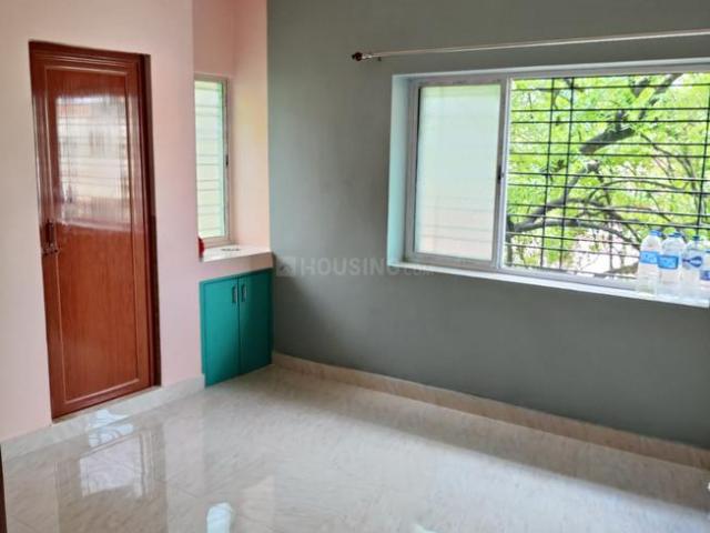 2 BHK Apartment in Paschim Putiary for rent Kolkata. The reference number is 20604467