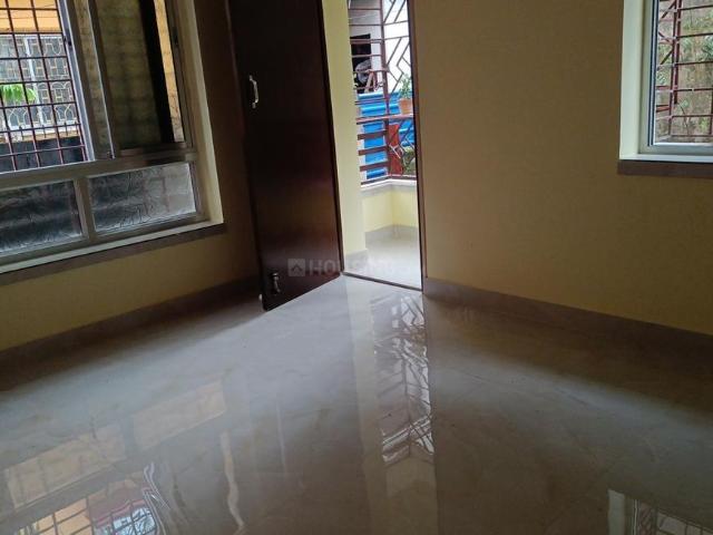 2 BHK Apartment in Paschim Putiary for rent Kolkata. The reference number is 20774274