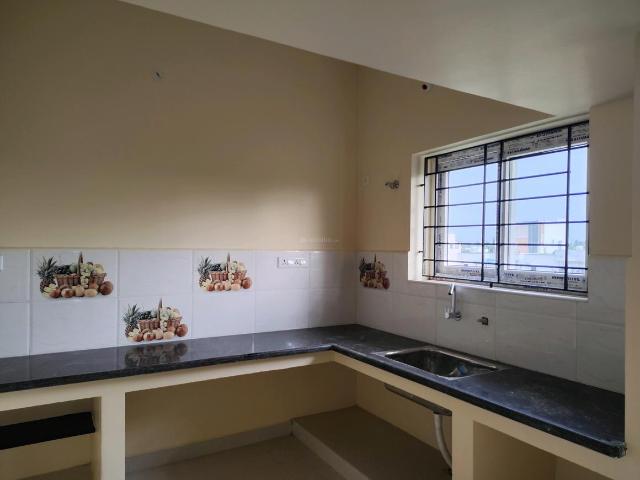 2 BHK Apartment in Iyyappanthangal for resale Chennai. The reference number is 18715310