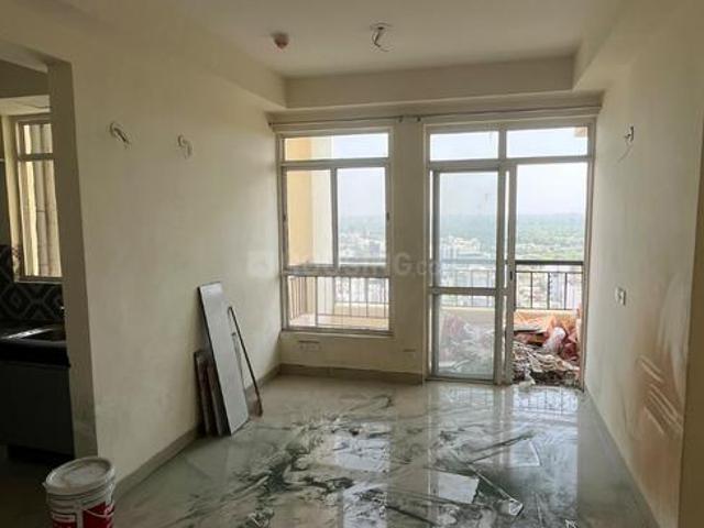 2 BHK Apartment in Phase 2 for rent Noida. The reference number is 20076704