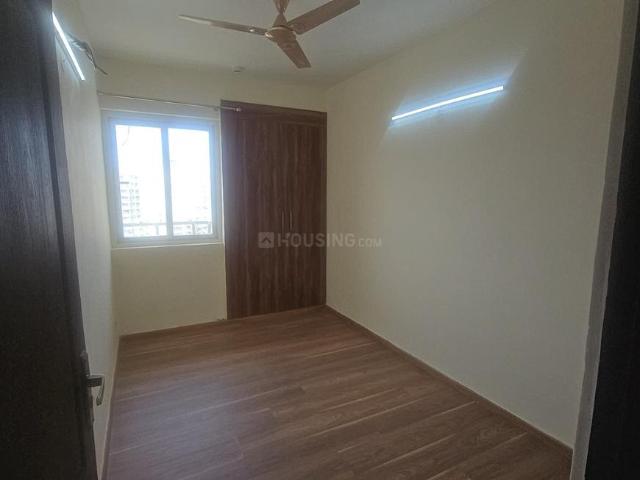 2 BHK Apartment in Phase 2 for rent Noida. The reference number is 20901116