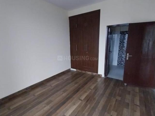 2 BHK Apartment in Phi IV for rent Greater Noida. The reference number is 19715341