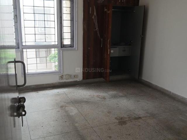 2 BHK Apartment in Phi II for rent Greater Noida. The reference number is 18703499