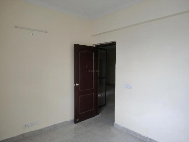 2 BHK Apartment in Phi II for rent Greater Noida. The reference number is 19839650