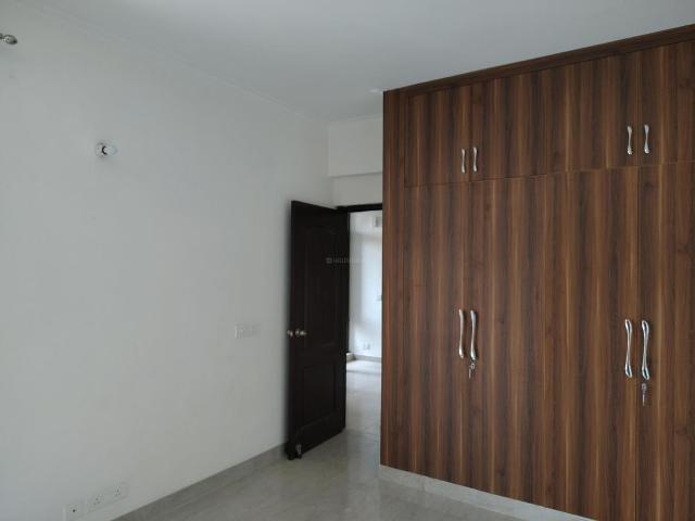 2 BHK Apartment in Phi II for rent Greater Noida. The reference number is 19030432