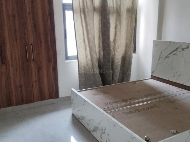2 BHK Apartment in Phi II for rent Greater Noida. The reference number is 19358087