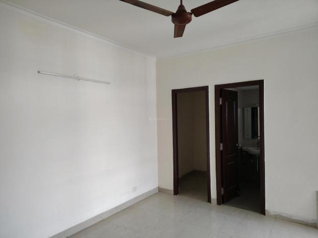 2 BHK Apartment in Phi II for resale Greater Noida. The reference number is 19662264