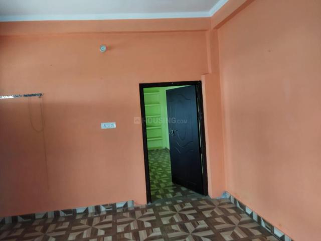 2 BHK Apartment in Phool Bagan for rent Kolkata. The reference number is 19877796