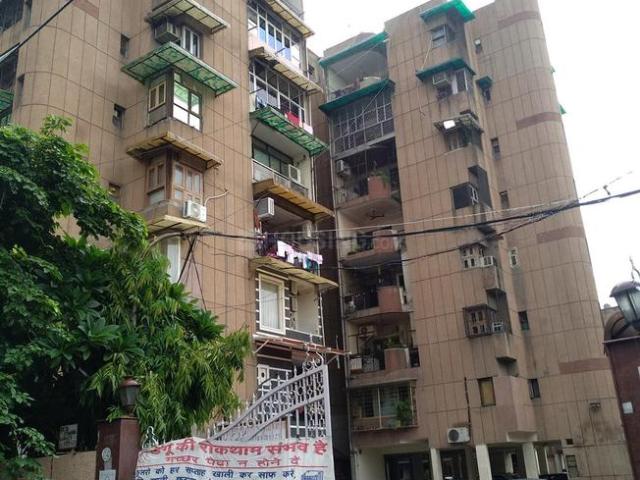 2 BHK Apartment in Pitampura for resale New Delhi. The reference number is 20804031