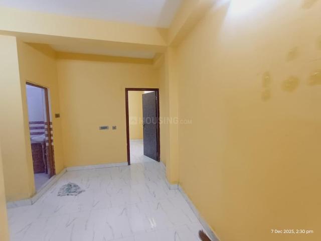 2 BHK Apartment in Picnic Garden for rent Kolkata. The reference number is 19016735