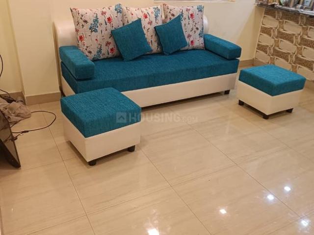 2 BHK Apartment in Picnic Garden for rent Kolkata. The reference number is 19078990