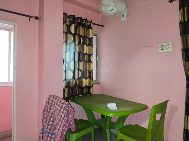 2 BHK Apartment in Picnic Garden for rent Kolkata. The reference number is 20580431