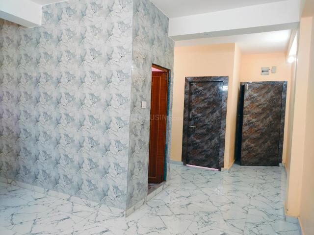 2 BHK Apartment in Picnic Garden for rent Kolkata. The reference number is 20759126