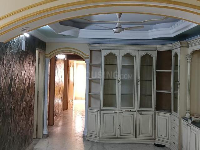 2 BHK Apartment in Picnic Garden for resale Kolkata. The reference number is 18967092
