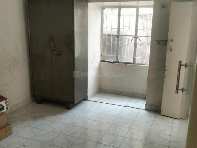2 BHK Apartment in Picnic Garden for resale Kolkata. The reference number is 19906060
