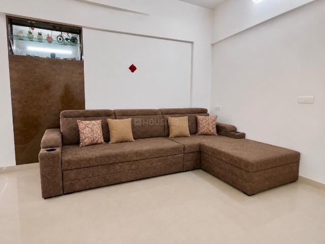 2 BHK Apartment in Pisoli for rent Pune. The reference number is 20365415