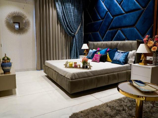 2 BHK Apartment in PR7 Airport Road for resale Zirakpur. The reference number is 17001768