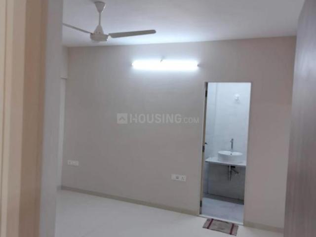 2 BHK Apartment in Prabhadevi for rent Mumbai. The reference number is 20402884