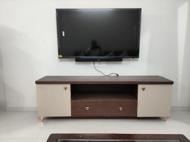 2 BHK Apartment in Prabhadevi for rent Mumbai. The reference number is 20222325