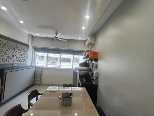 2 BHK Apartment in Prabhadevi for rent Mumbai. The reference number is 20347357
